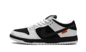Nike SB Dunk Low TIGHTBOOTH